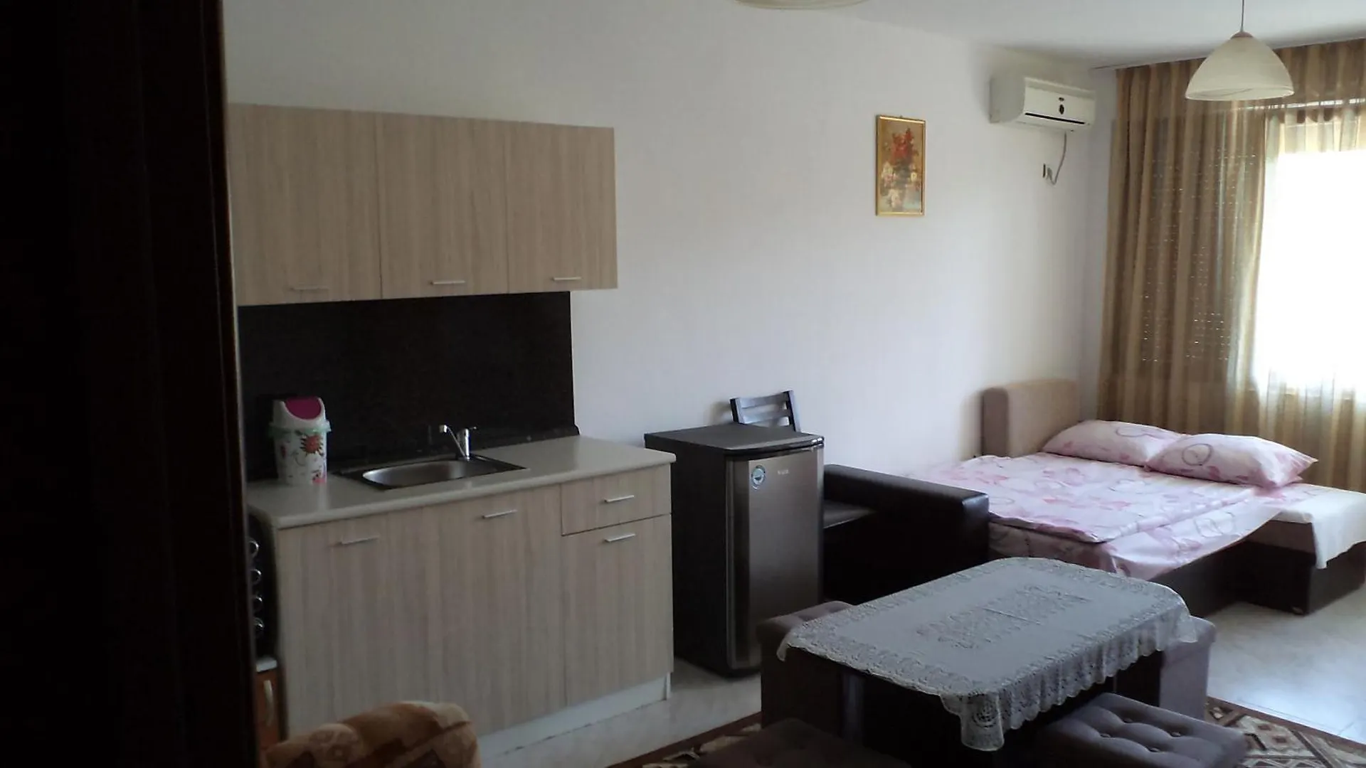 Apartments In Sunny Hill 3 Guest House Sozopol