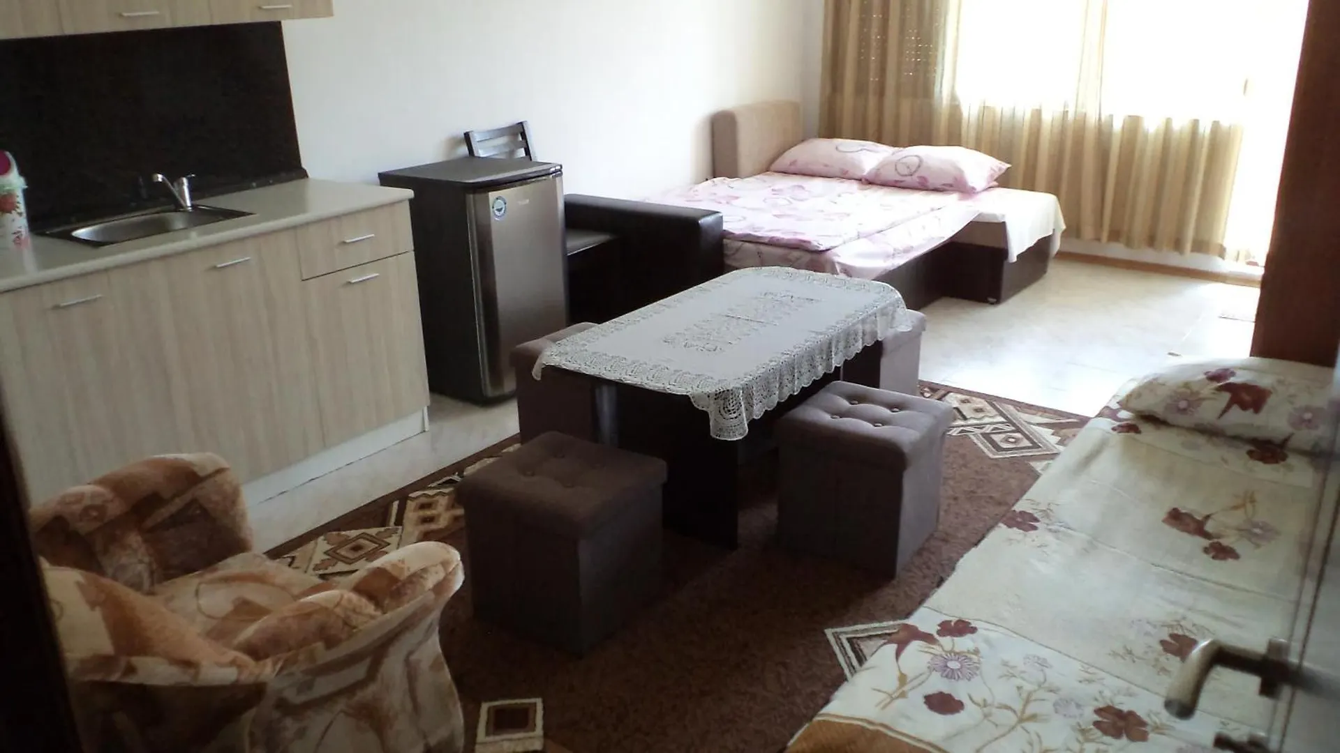 Apartments In Sunny Hill 3 Guest House Sozopol 0*,