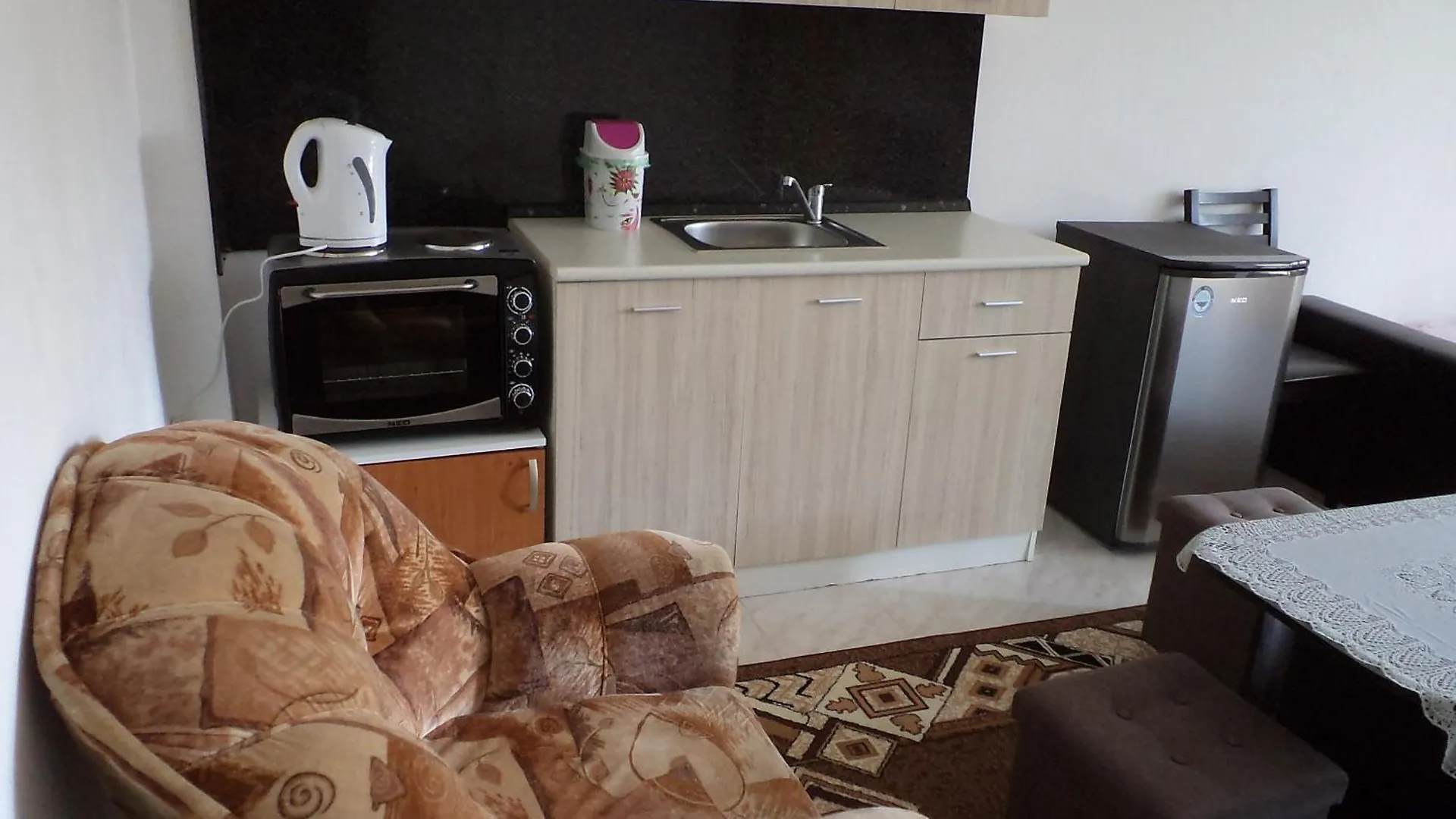 Apartments In Sunny Hill 3 Guest House Sozopol